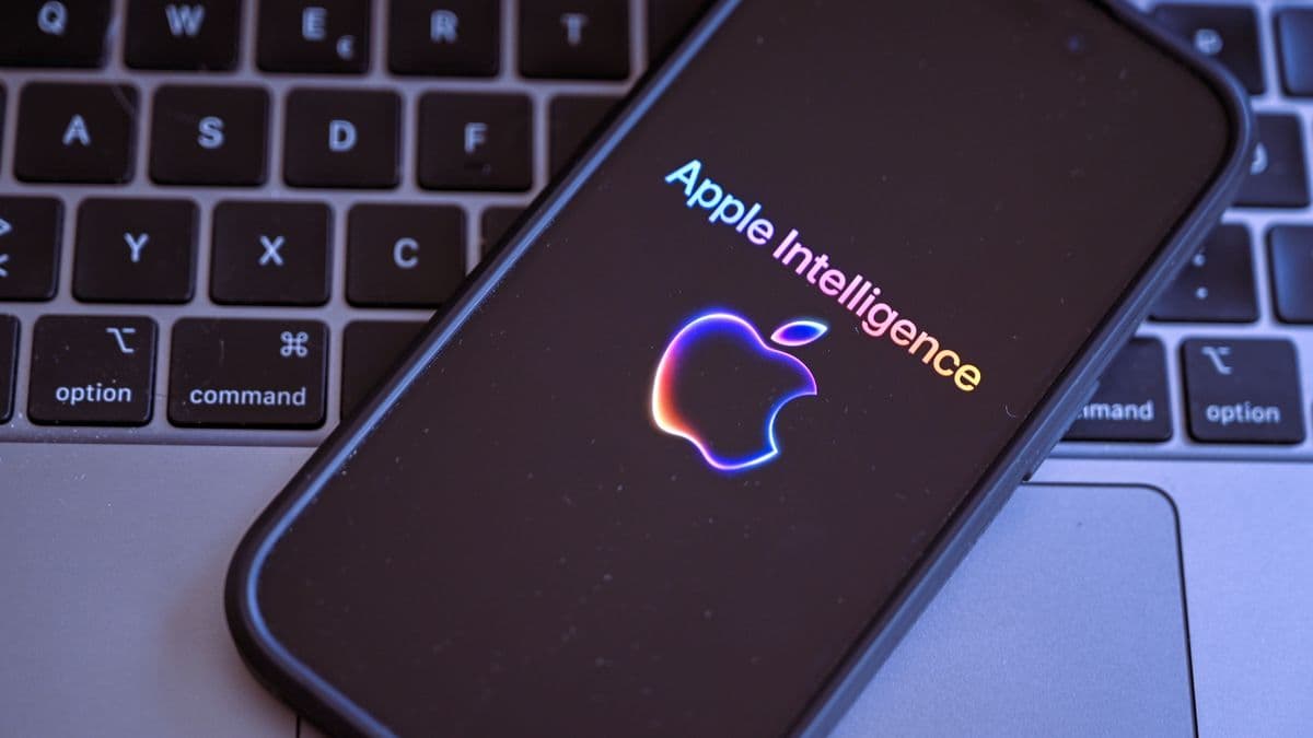 Apple Eyes OpenAI or Anthropic for Siri Overhaul in Major AI Reversal